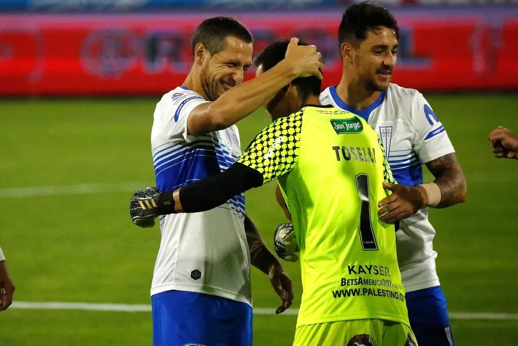 Toselli se ha enfrentado tres veces a la UC | Photosport