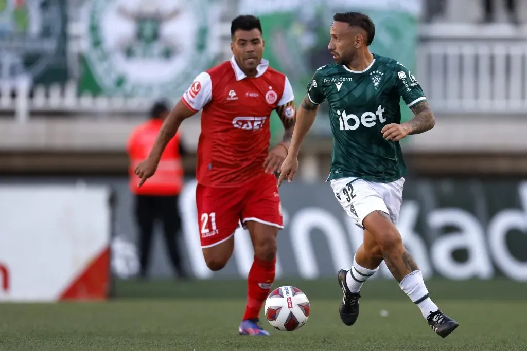 Gonzalo Espinoza y Marcelo Cañete, dos ex Universidad de Chile, defienden a San Felipe y Wanderers respectivamente en la Liguilla de Ascenso 2023. | Foto: Photosport