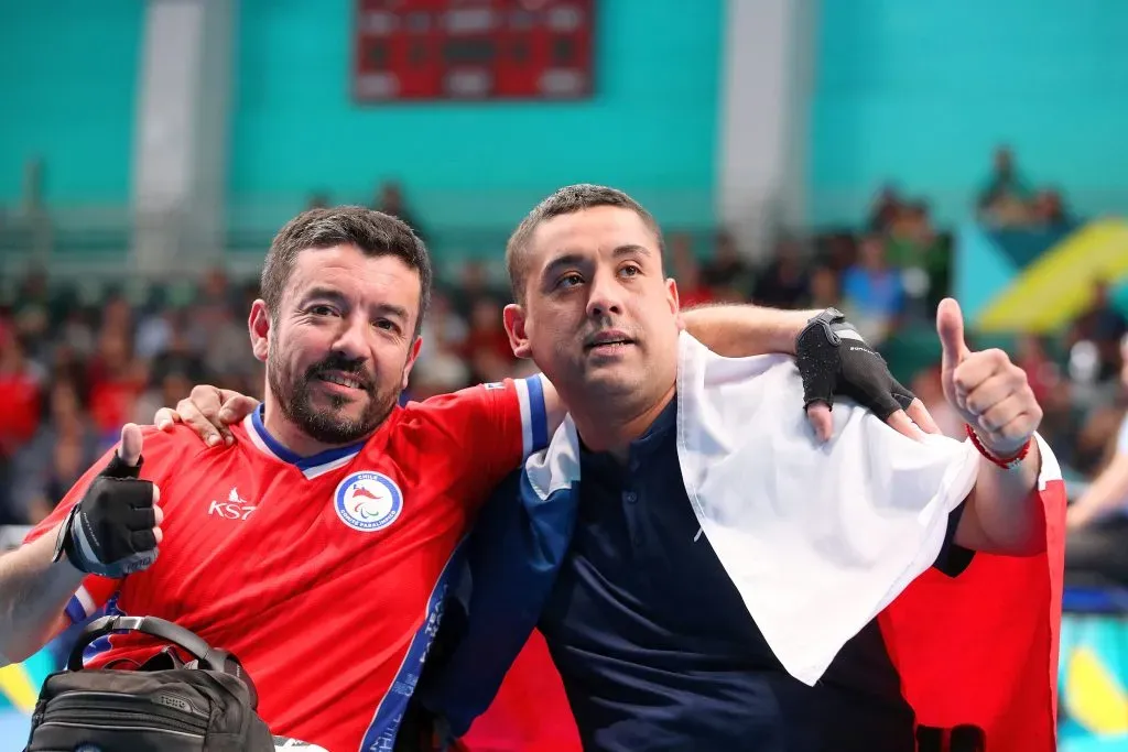 Maxiliano Rodriguez y Cristian Gonzalez le dieron un oro y una plata a Chile en el Para tenis de mesa. | Foto: Photosport