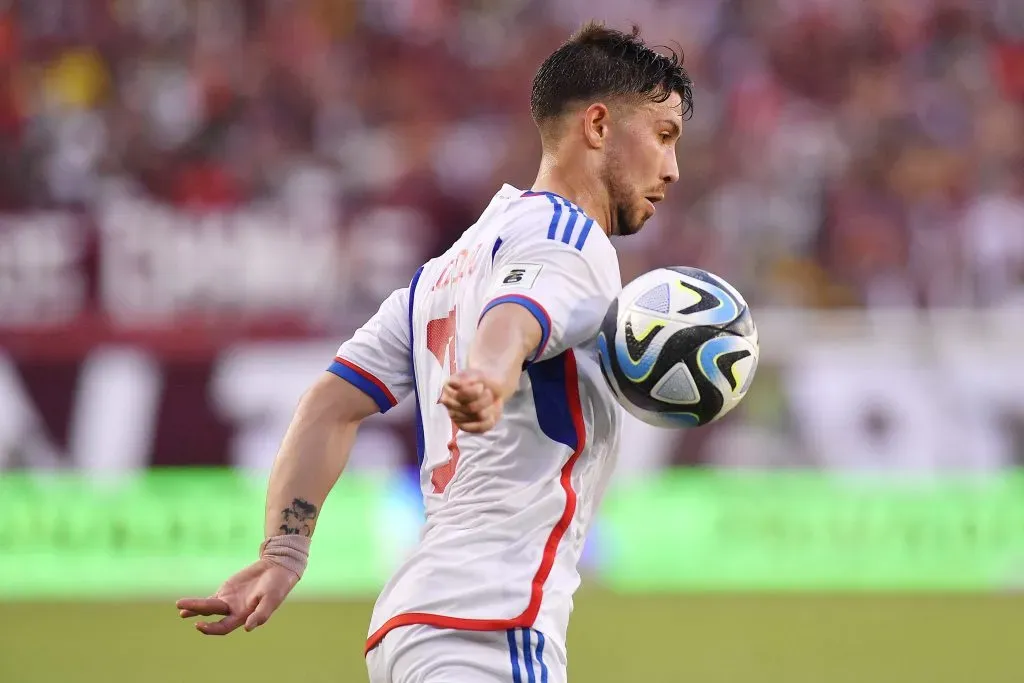 Felipe Loyola en su debut por Chile ante Venezuela. Imagen: Photosport.