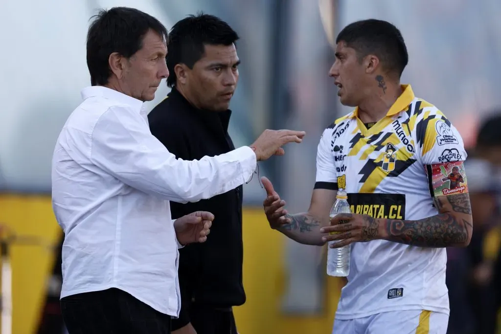 Nano Díaz y Coquimbo vencieron a la U en el Santa Laura | Photosport