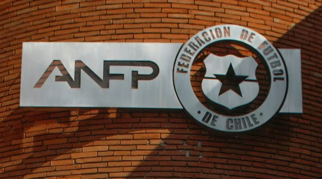 ANFP aprobó nuevo Reglamento Nacional de Agentes del Fútbol (Photosport)