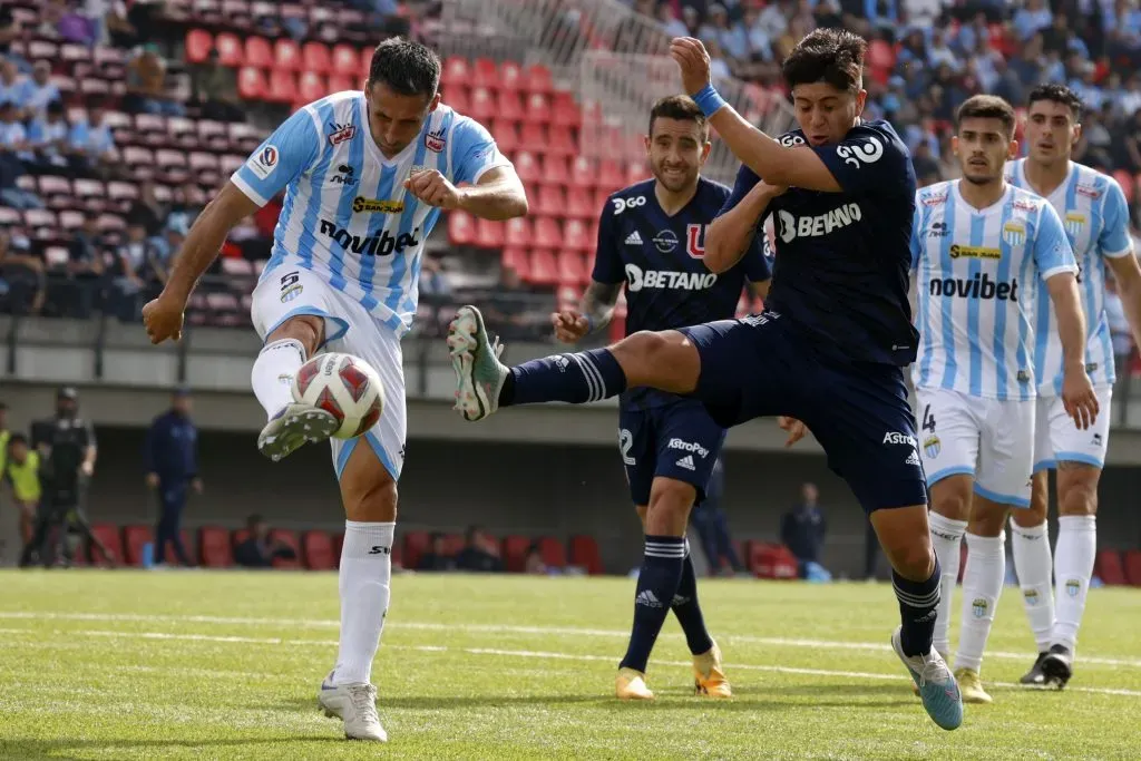 Magallanes podría ayudar a la U a ir a la Copa Sudamericana 2024, solo en caso de que descienda. | Foto: Photosport