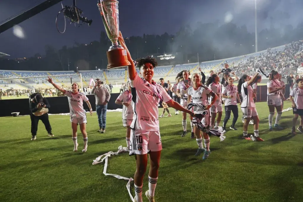 Colo Colo ganó en este 2023 su título número 15° en el fútbol femenino chileno. | Foto: Photosport.