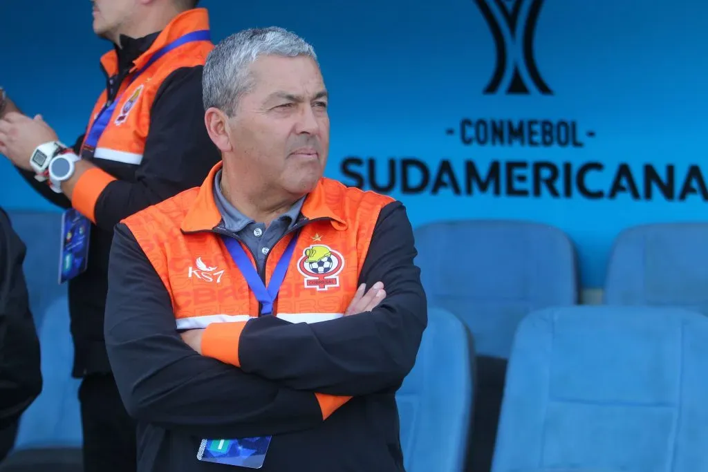 Guastavo Huerta dirigió a Cobresal en la Copa Sudamericana 2023, y en 2024 jugarán la Copa Libertadores. | Foto: Jorge Loyola/Photosport
