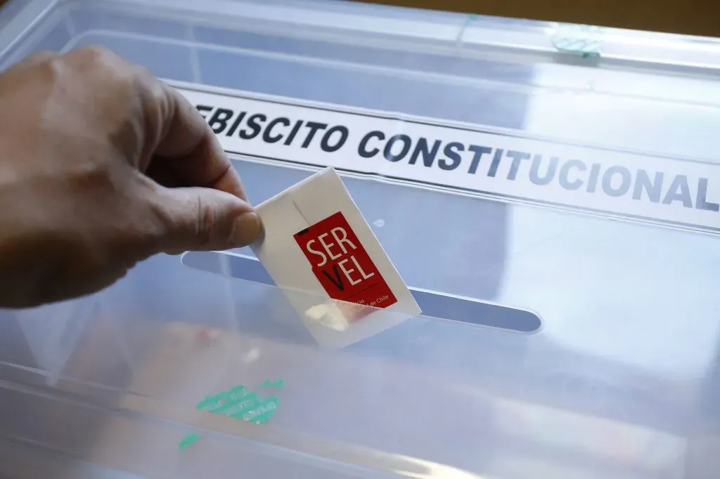 Votaciones para el Plebiscito Constitucional en el Colegio Nacional