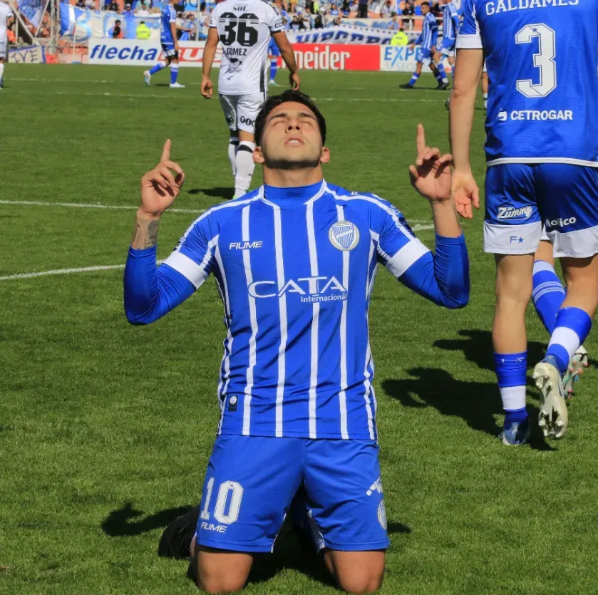 Así festejó Hernán López Muñoz el golazo que le anotó con Godoy Cruz a Central Córdoba. (Foto: Godoy Cruz).