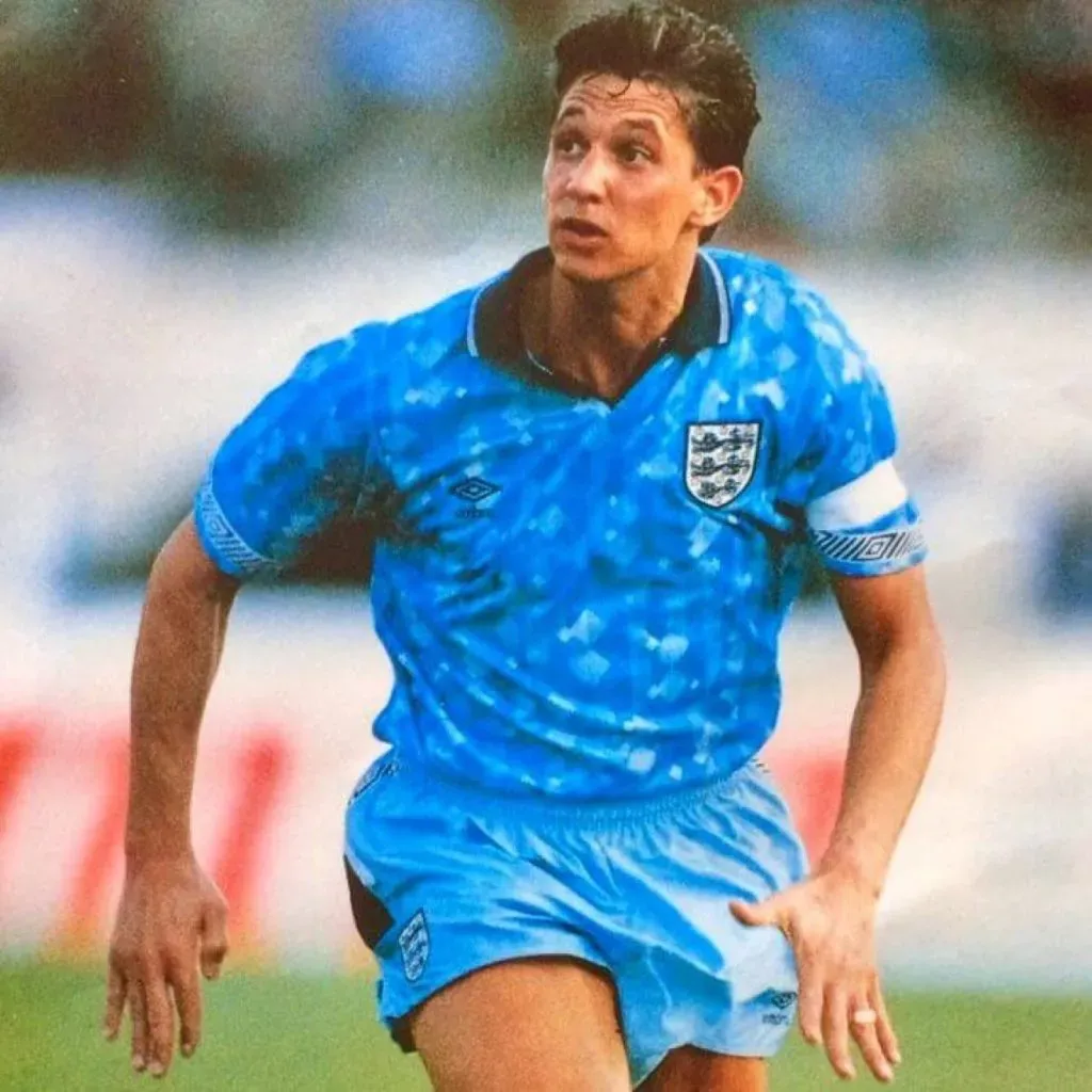 Inglaterra tuvo una camiseta especial en 1990