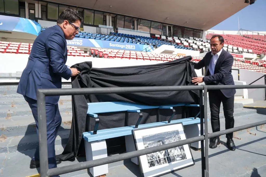 La inauguración del tributo a Pelé en el Estadio Nacional (Ministerio de Deportes)