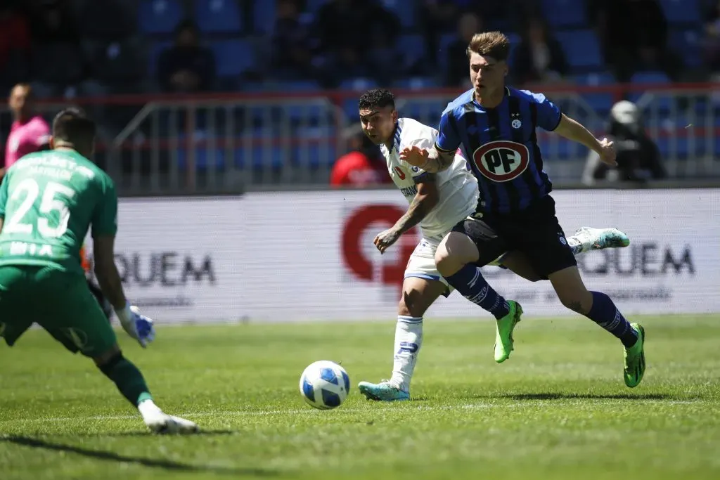 Jeisson Vargas podría ir a Huachipato como parte de la transferencia de Gabriel Castellón a la U. de Chile. (Javier Vergara/Photosport).