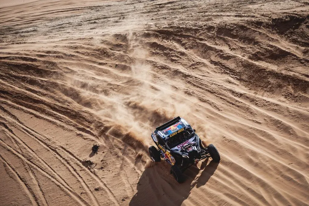 El desierto de Arabia Saudita pondrá a prueba a los distintos pilotos, y los chilenos no serán la excepción. Foto: Red Bull Content Pool.