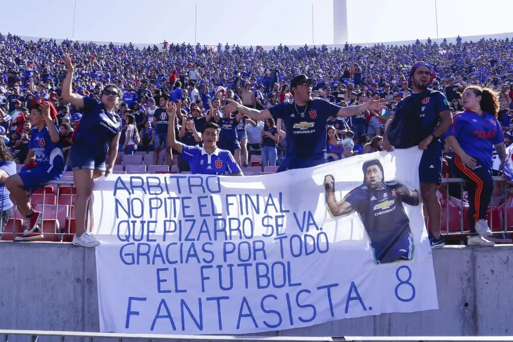 David Pizarro, amado por los hinchas azules, puede volver a la U, pero no como jugador sino que a las divisiones inferiores. | Foto: Ramon Monroy / Photosport