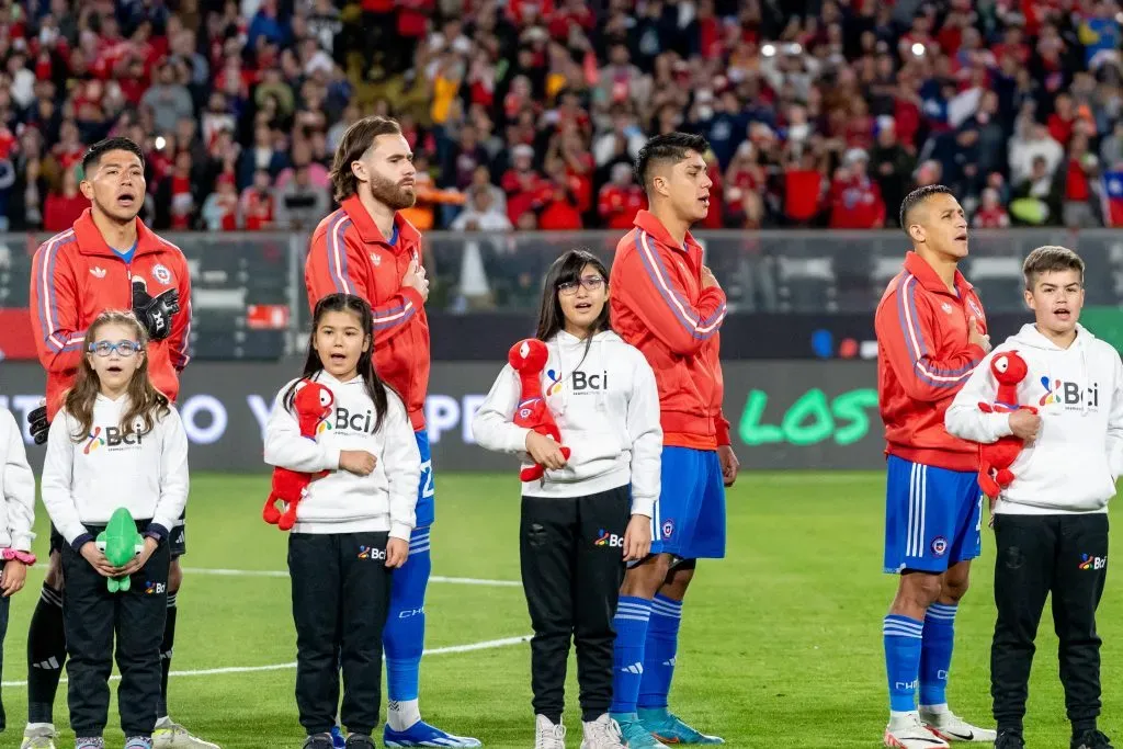 Damián Pizarro y Alexis Sánchez, dos jugadores que pronto tendrán tres puntos en común: la Roja, Colo Colo y Udinese. (Guille Salazar/RedGol).