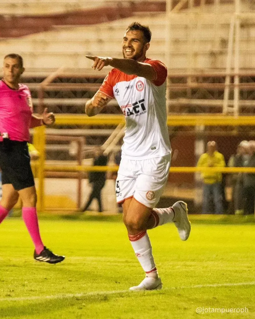 Monreal jugó en San Felipe durante 2023. | Foto: Jotampuero PH