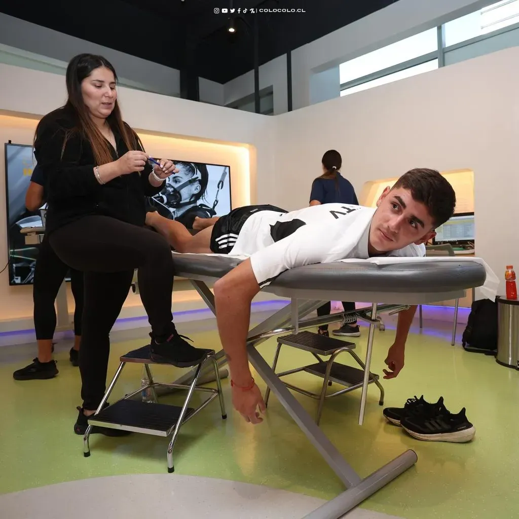 Bruno Gutiérrez también dijo presente en esta jornada en la Clínica Meds. | Foto: Colo Colo.