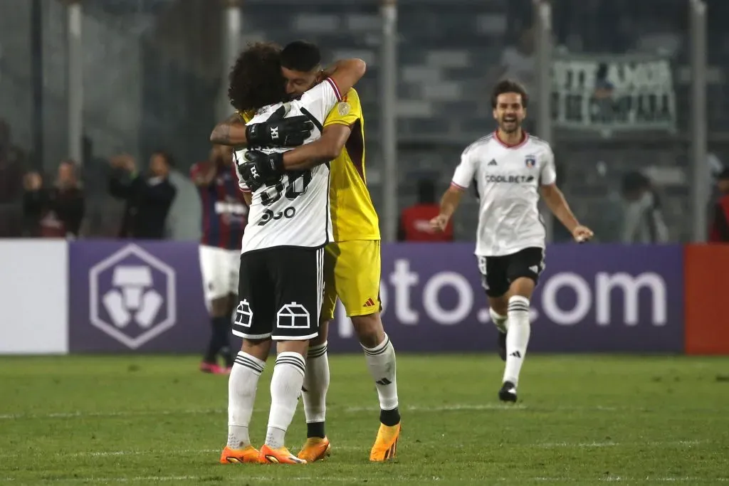Brayan Cortés puede estar viviendo sus últimas horas como arquero de Colo Colo. Foto: Photosport.