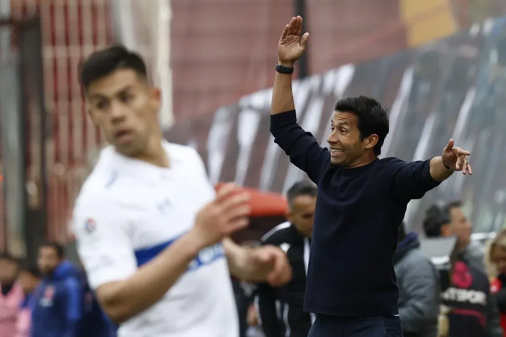 Nicolás Núñez necesita llegar lejos en la Copa Sudamericana para afianzarse como DT de Universidad Católica. | Foto: Photosport.