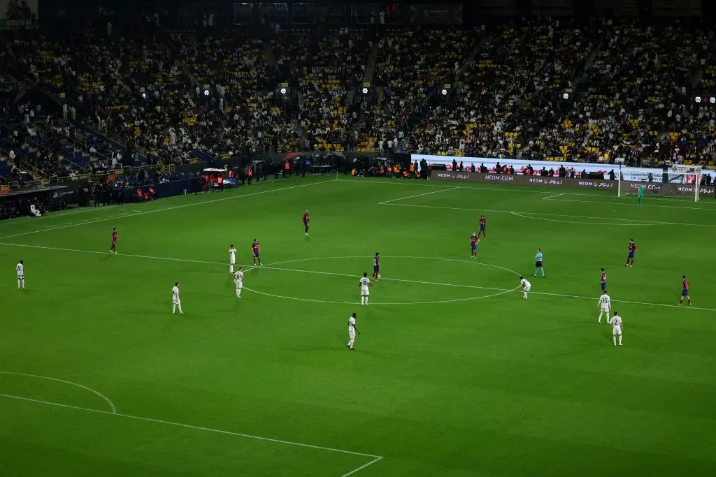 Goleada del Real Madrid contra Barcelona en Arabia: campeones de la Supercopa de España.