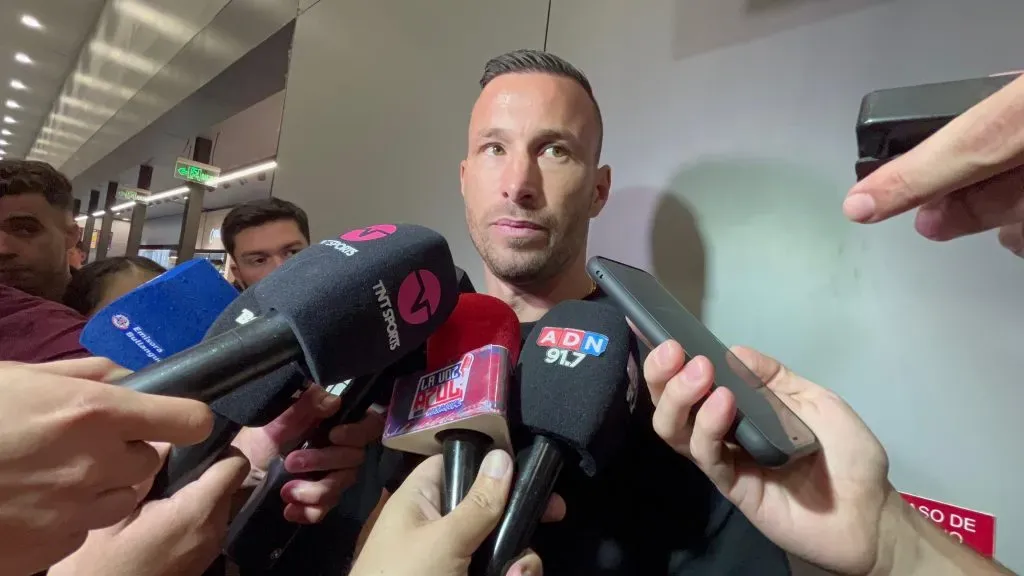 Luciano Pons llega para ser el nuevo goleador de la U. Foto: La voz Azul.