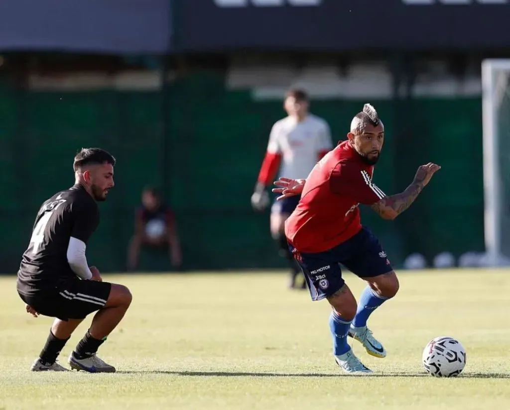 Arturo Vidal ha sido parte de los entrenamientos y hasta ha sumado minutos en los amistosos de la Sub 23. Foto: Carlos Parra, Comunicaciones FFCh.