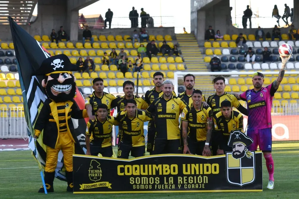 Coquimbo Unido no se achica ante Universitario y avisa que va con todo. Foto: Photosport.