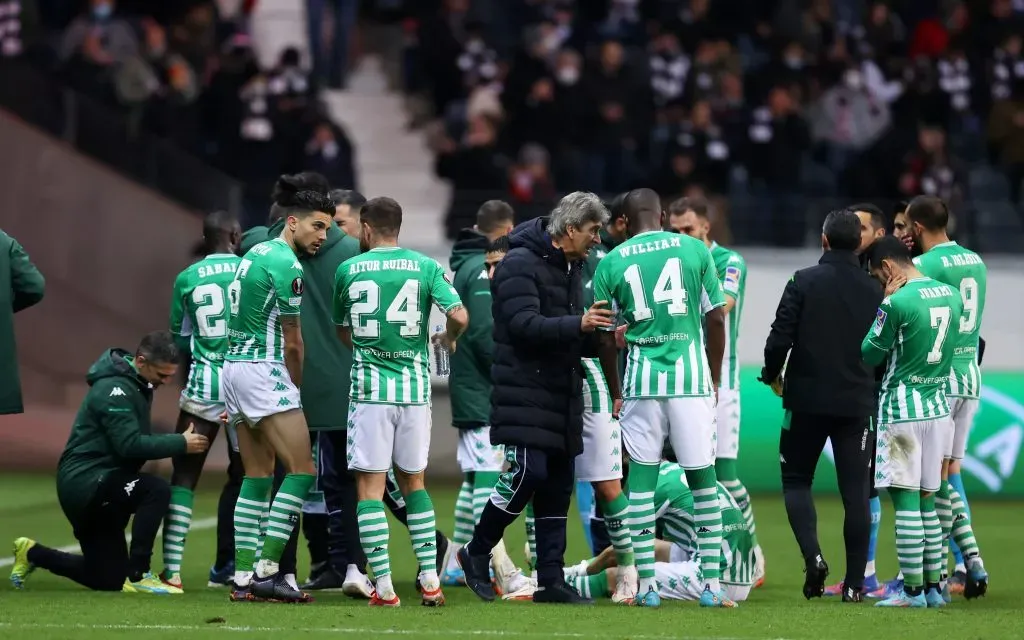 Los delanteros del Betis del Ingeniero no hace goles hace largo rato. | Foto: Getty