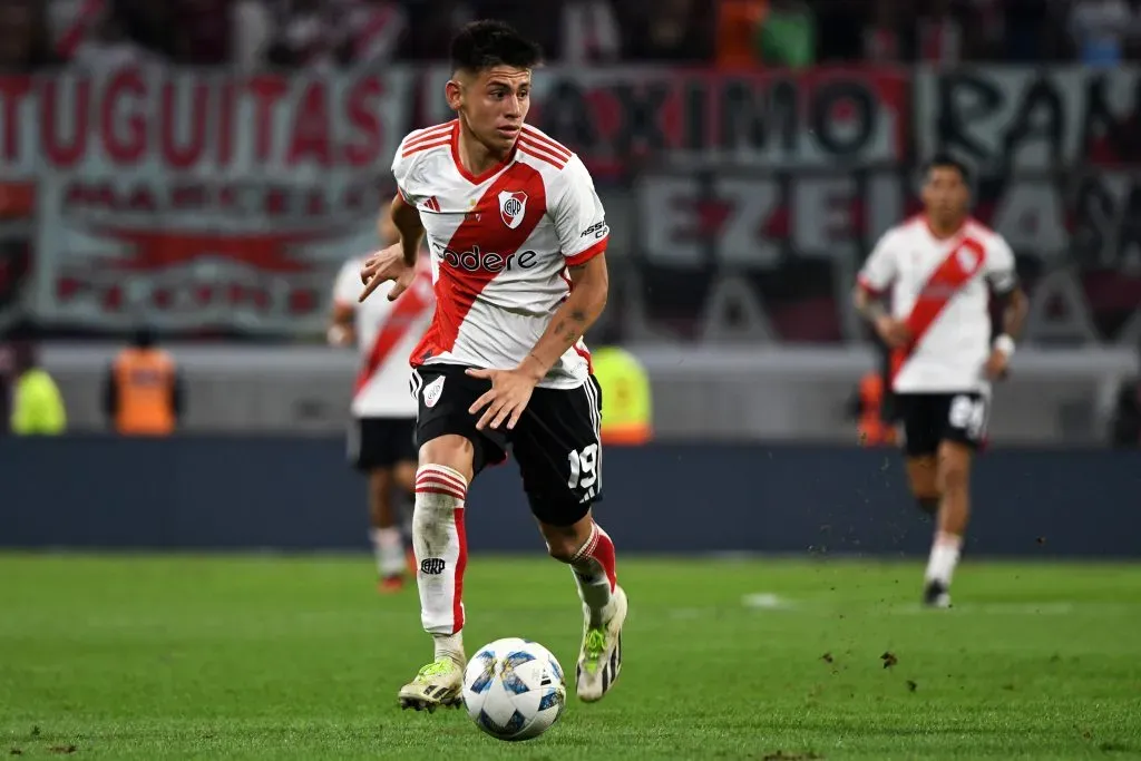 Claudio “Diablito” Echeverri es la última gran joya del fútbol argentino. ¿Podrá triunfar en el Manchester City? | Foto: Getty Images.