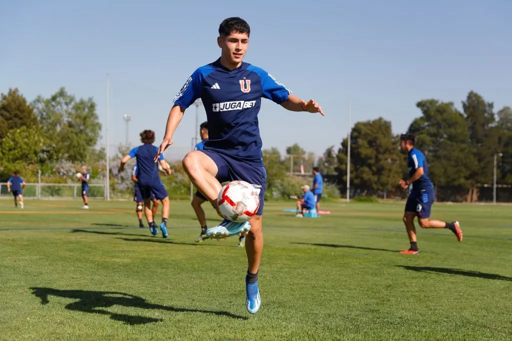 La idea es mantener tranquilo al equipo tras la primera goleada. Foto: U. de Chile.