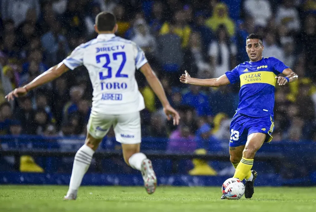 Diego Pulpo González defiende la camiseta de Boca ante Godoy Cruz. Jugará en Unión Española en 2024. (Marcelo Endelli/Getty Images).
