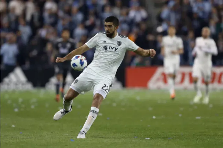 Emiliano Amor en acción por el Sporting Kansas City de Estados Unidos. (Getty Images).