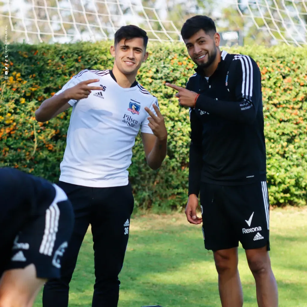 Pablo Solari y Jeyson Rojas en una de las prácticas del Cacique. (Foto: Colo Colo).