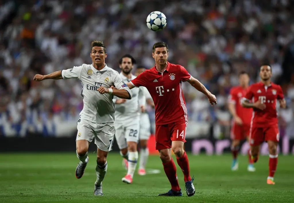 ¿Sin plata? ¡Un honor ser estafado por un Xabi Alonso falso!