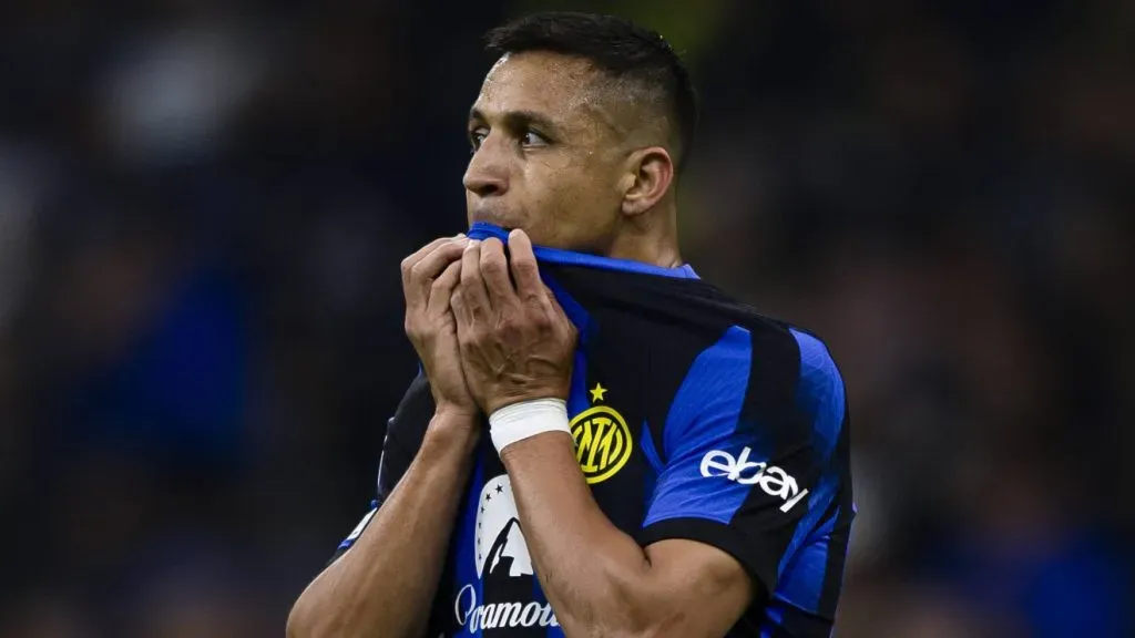 Alexis Sánchez saldrá del Inter en junio y tendrá que buscar club para la próxima temporada. Foto: Getty Images.