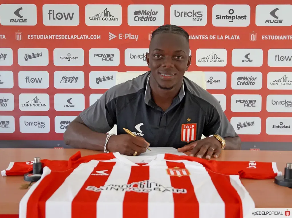 Edwin Cetré, nuevo fichaje de Estudiantes de La Plata. (Foto: @EdeLPOficial).