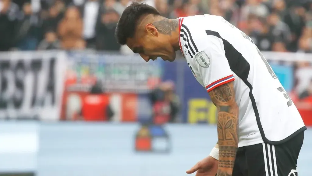 Darío Lezcano tiene un año más de contrato, pero todo indica que no será considerado en Colo Colo. Foto: Photosport.