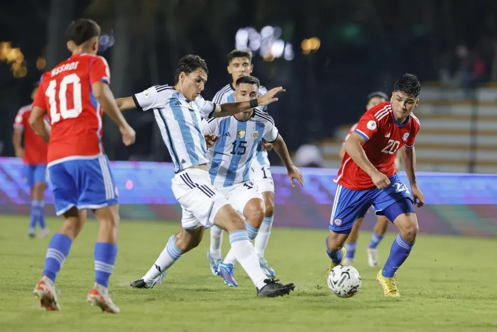 Chile fue humillado por Argentina en el Preolímpico. Foto: Comunicaciones FFCh.