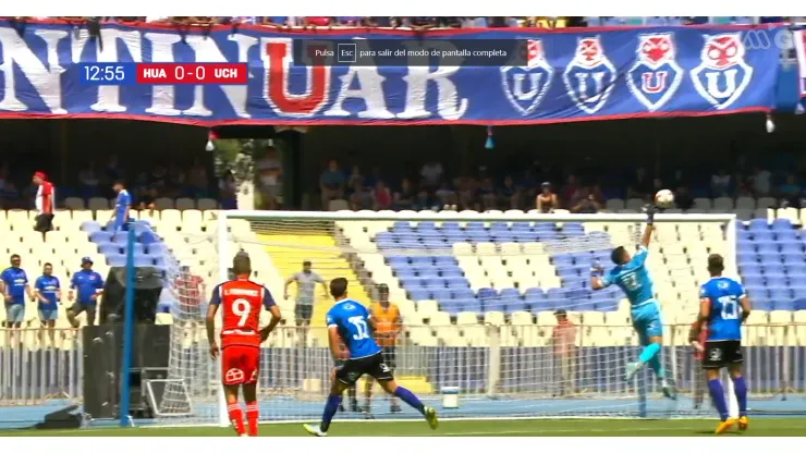 Martín Parra y esta tapada para mantener invicto su arco. (Captura Mega Go)