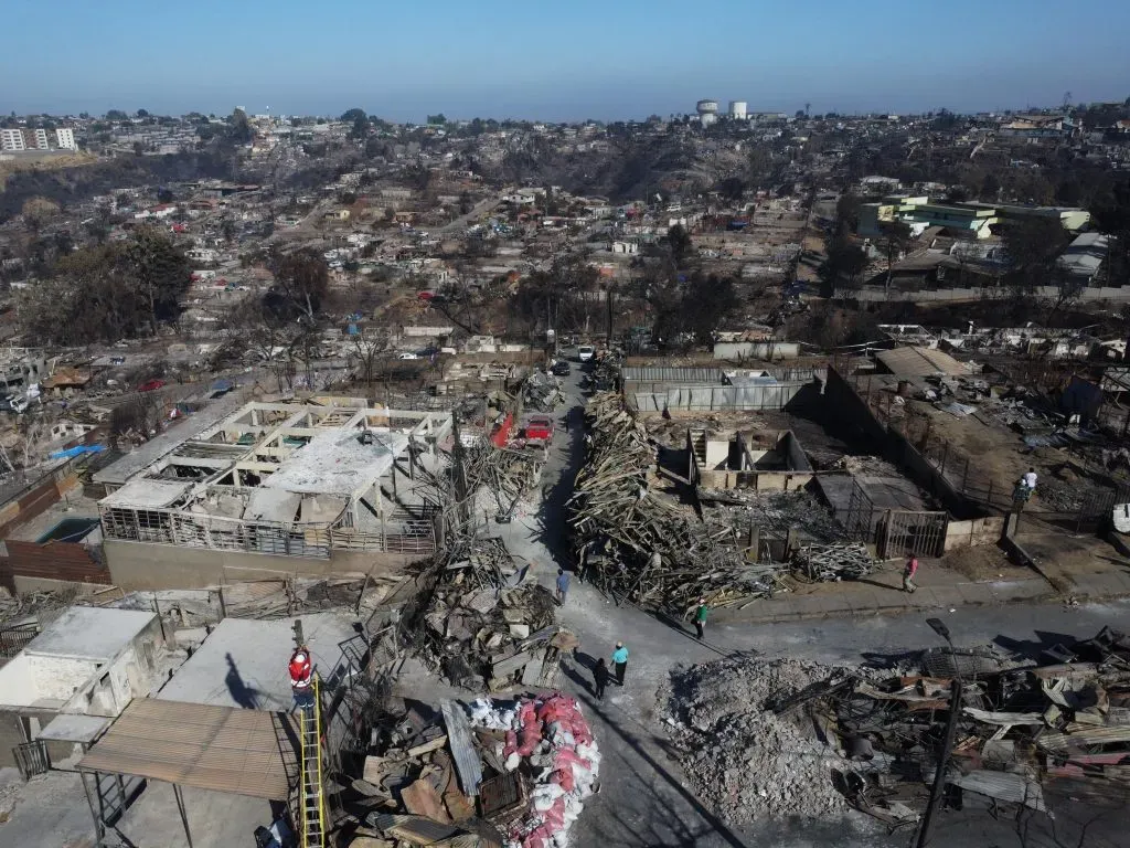 Los incendios han dejado a miles de familias daminficadas. Imagen: Aton.