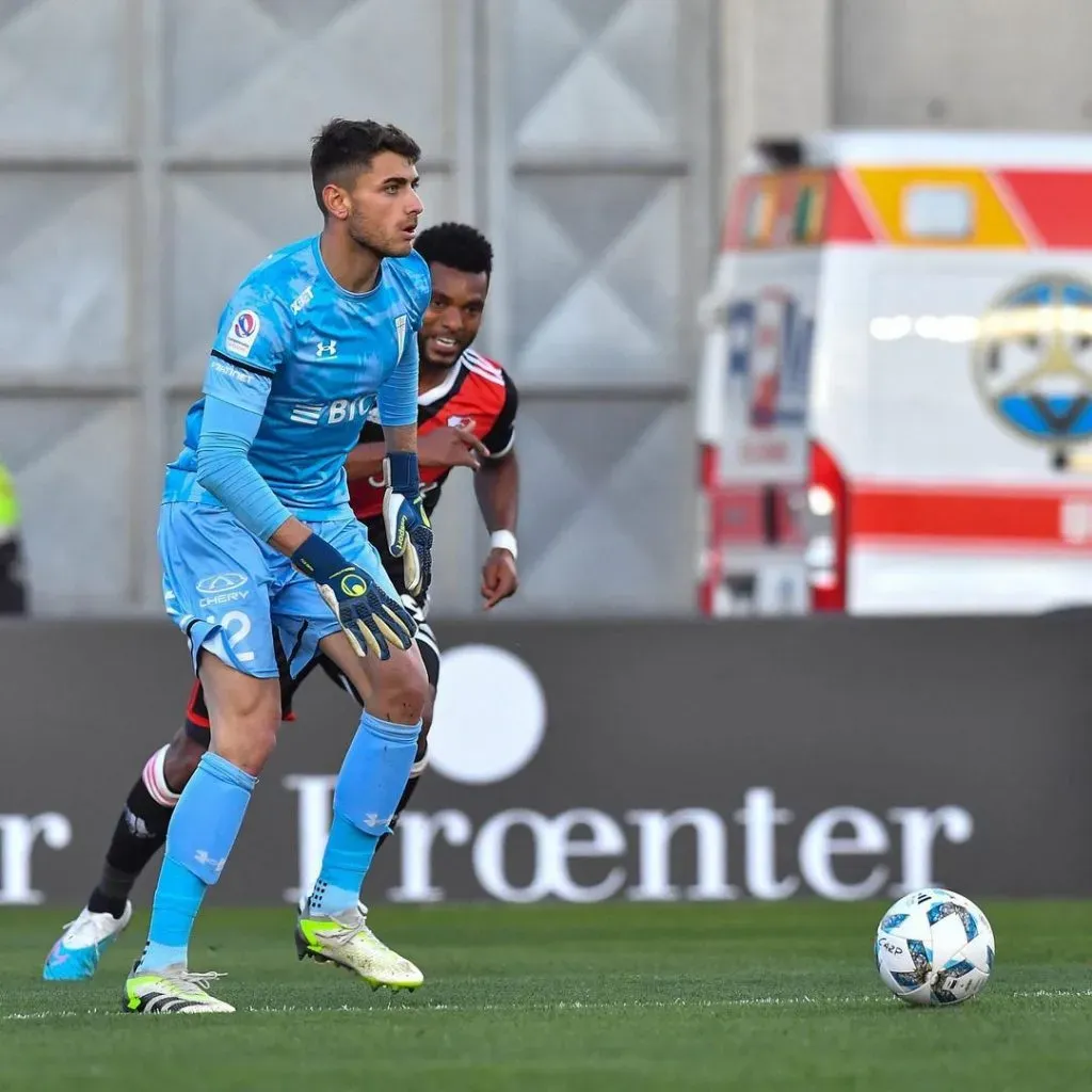 Thomas Gillier en acción ante River Plate. (Foto: Cruzados).