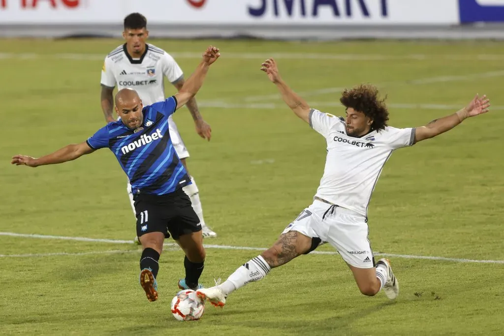 Futbol, Huachipato vs Colo Colo.
Supercopa 2024.
El jugador de Huachipato Sebastian Saez, izquierda disputa  el balon contra Maximiliano Falcon de Colo Colo durante el partido por la Supercopa realizado en el estadio Nacional.
Santiago, Chile.
11/02/2024
Felipe Zanca/Photosport

Football, Huachipato vs Colo Colo.
Supercopa 2024
HuachipatoÕs player xxxxxxxx, left  battles the ball against Maximiliano Falcon of Colo Colo during the Supercopa match at the Nacional stadium in Santiago, Chile.
02/11/2024
Felipe Zanca/Photosport