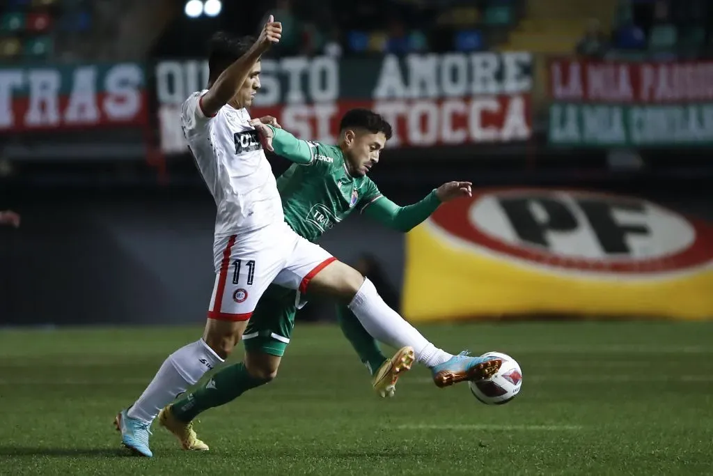 Unión La Calera y Audax Italiano mantuvieron inamovible su votación a favor de los seis extranjeros en cancha.  (Felipe Zanca/Photosport).