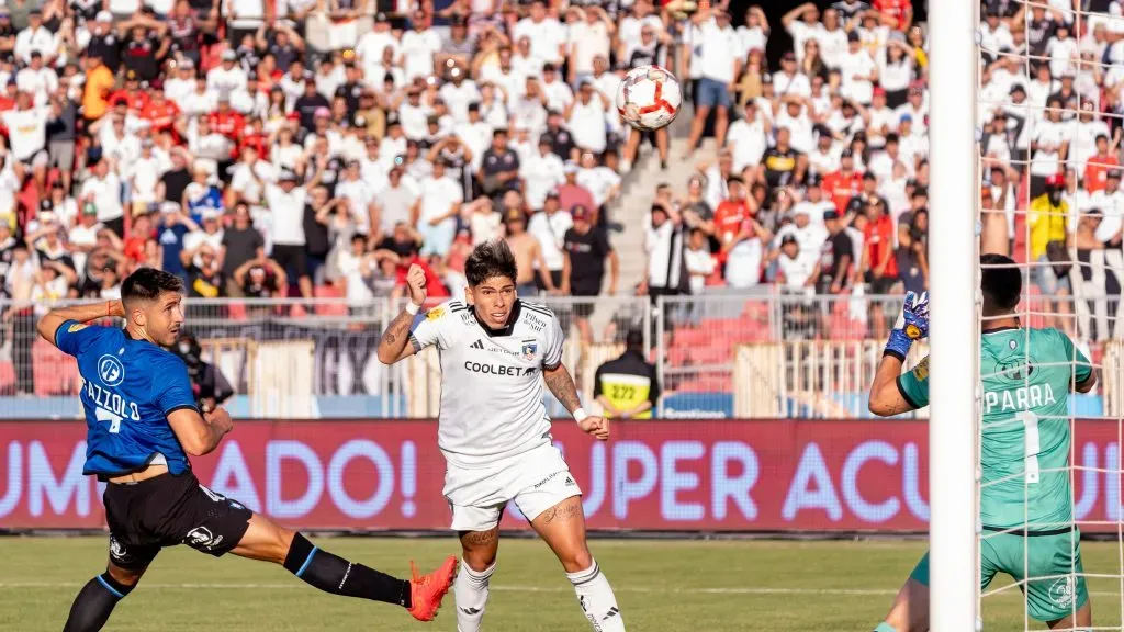 La pelota del fútbol chileno rodará este fin de semana con el inicio del Campeonato Nacional 2024. | Foto: Guillermo Salazar.