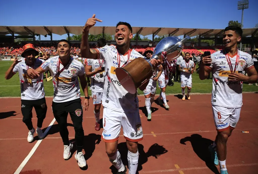 Rodolfo González, uno de los jugadores que se quedó en Cobreloa tras ganar el Campeonato Ascenso 2023. (Jose Roblres/Photosport).