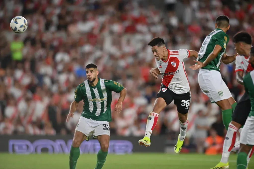 El cabezazo de Pablo Solari que significó el 1-1 para River ante Banfield. (Foto: River Plate).