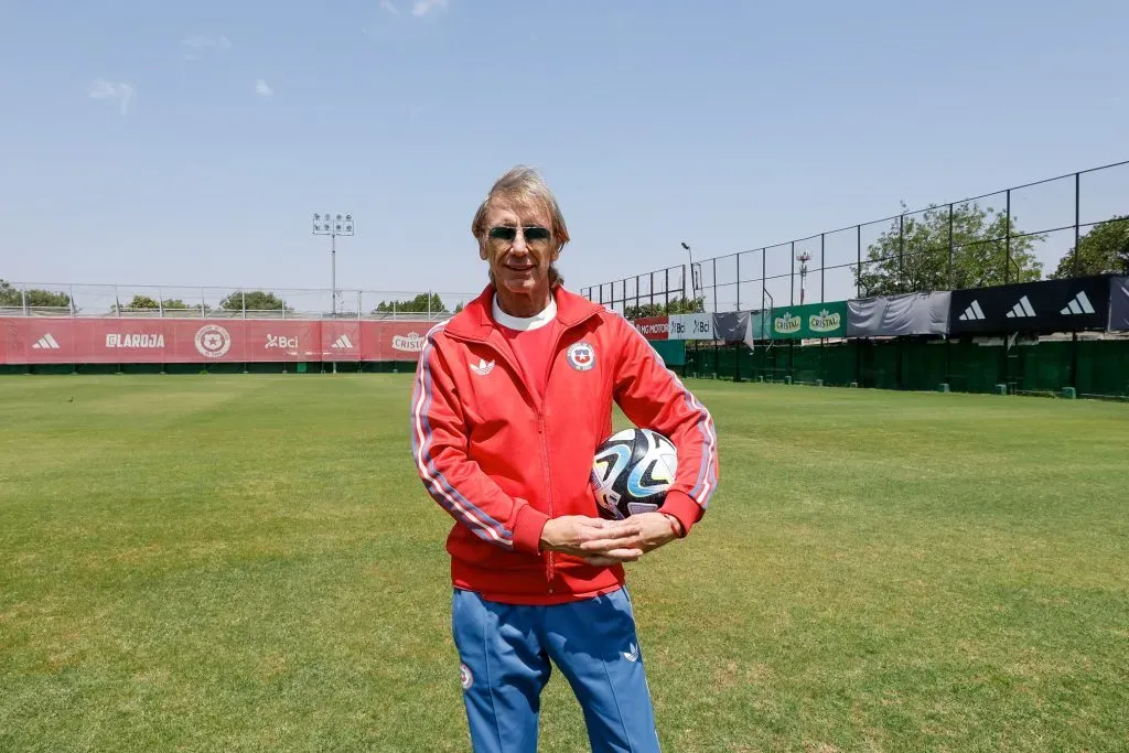 Ricardo Gareca habló sobre los representantes en Chile Foto: Pepe Alvujar/FFCH