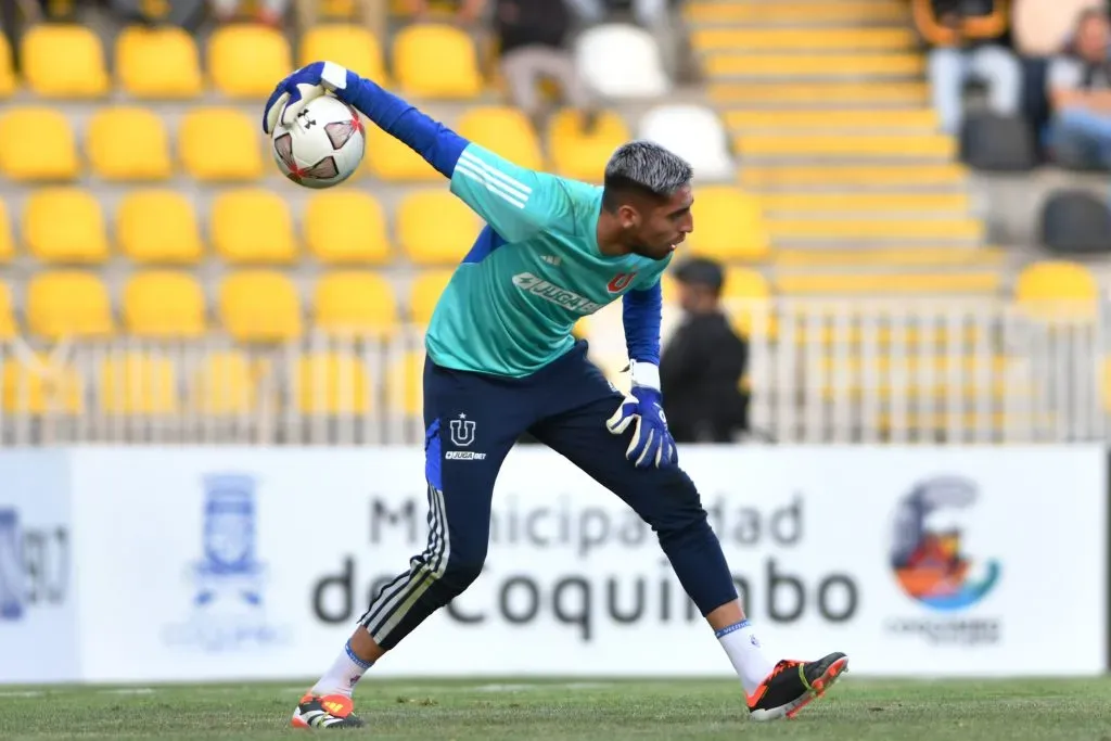 Gabriel Castellón será titular en el debut azul por el Campeonato Nacional 2024. (Alejandro Pizarro Ubilla/Photosport).