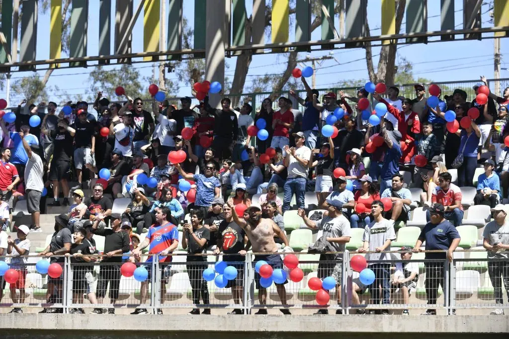 La galería sur del Estadio Luis Valenzuela Hermosilla, donde se ubicaría la fanaticada de Universidad de Chile, estará cerrada el próximo lunes. | Foto: Photosport.