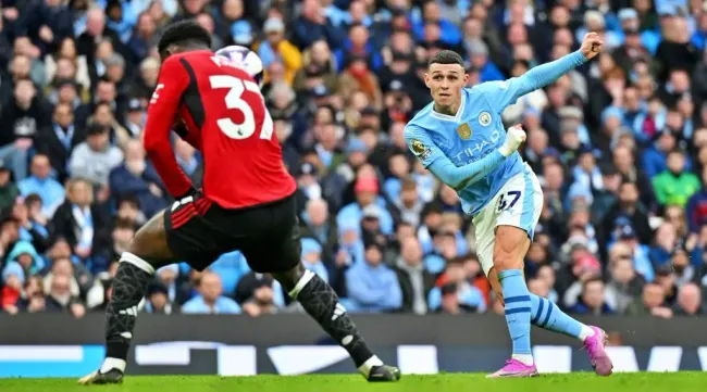 Manchester City y Manchester United animaron un partidazo en esta fecha 27 de la Premier League 2023-24. | Foto: Getty Images.