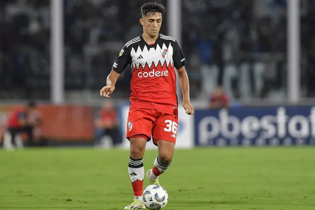 Colo Colo sigue atento la carrera de Pablo Solari en River ante una posible venta. | Foto: Getty Images.