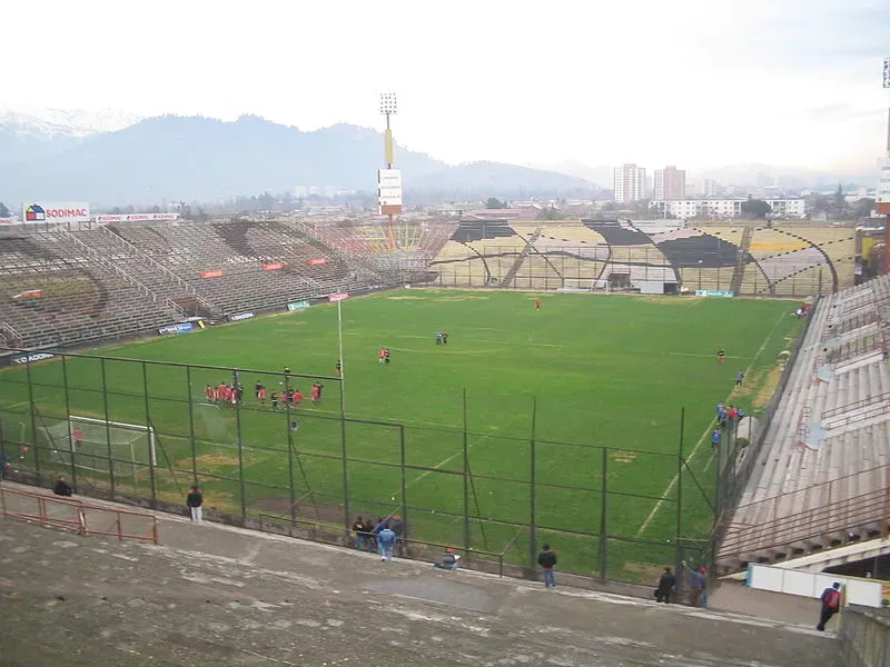 Este era el estado del Santa Laura años antes de su remodelación del 2009. | Foto: Archivo.